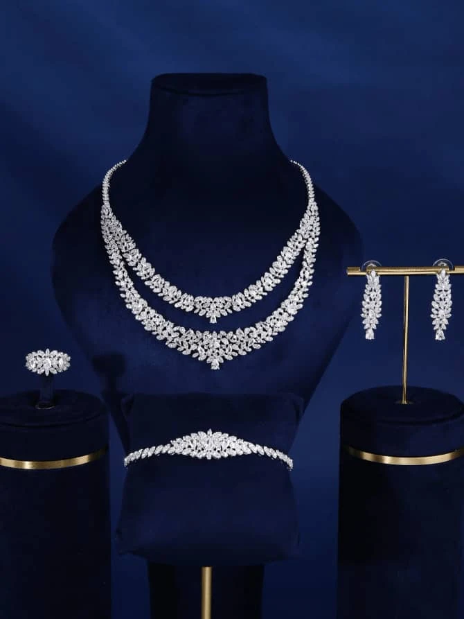 طقم زركون عرائسي كلاسيكي فخم 👑💎