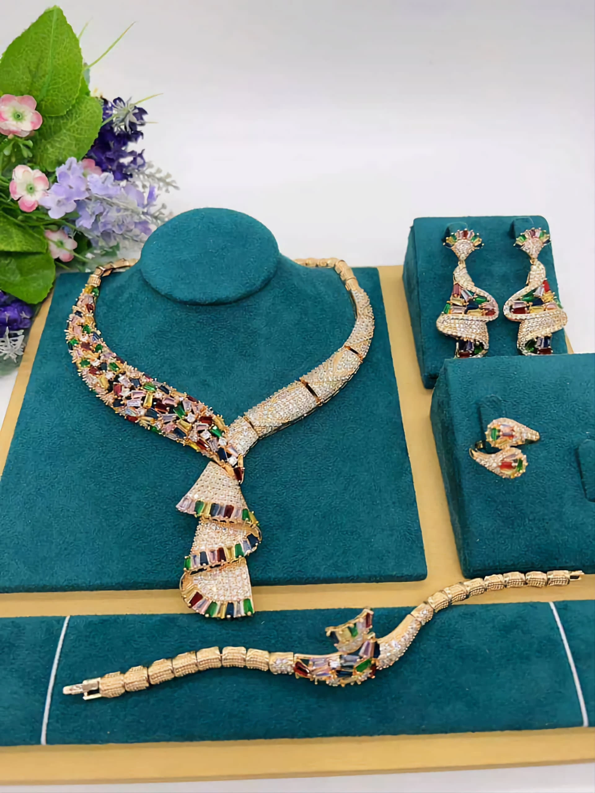 طقم زركون عرائسي كلاسيكي فخم 👑💎