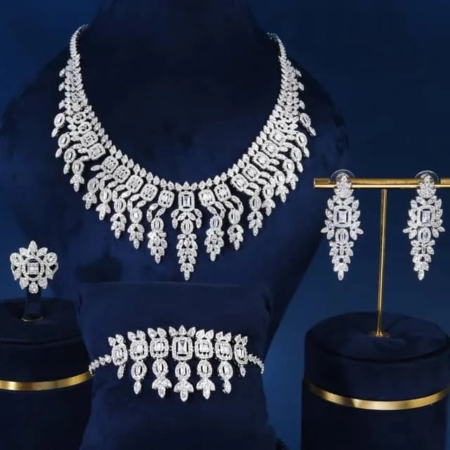 طقم زركون عرائسي كلاسيكي فخم 👑💎