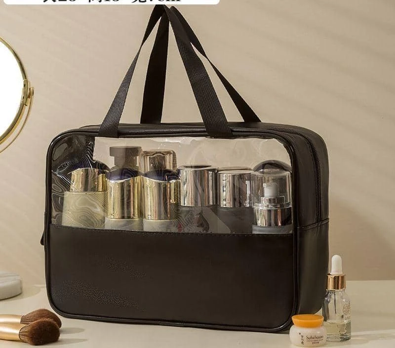 حقائب مستحضرات تجميل