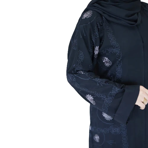 عباية تطريز جانبي فاخرة بنقشات راقية وإطلالة أنثوية