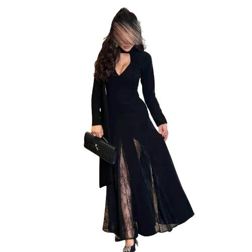 فستان سهرة بقصة أنثوية وانسياب فاخر