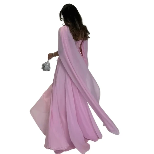 فستان أميرة السهرة بذيل انسيابي