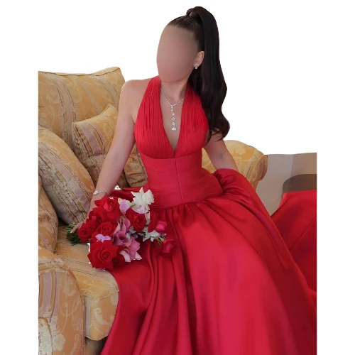 فستان حرير أنثوي طويل