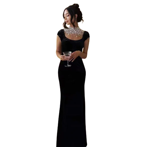 فستان مخمل لؤلؤ راقي