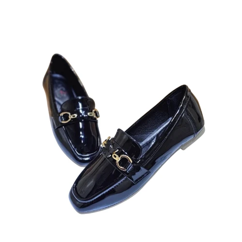 جزمه نسائي مطروح عمالي